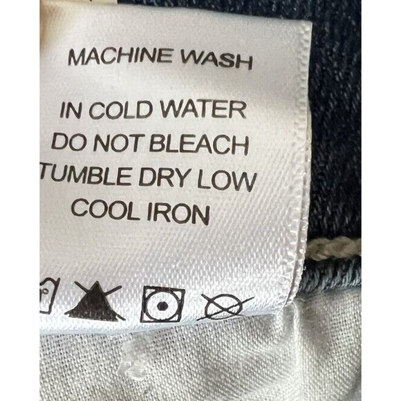 Judy Blue Medium Wash Button Fly High Waist Boyfriend Jeans Plus Size 24W NWT - Picture 6 of 7